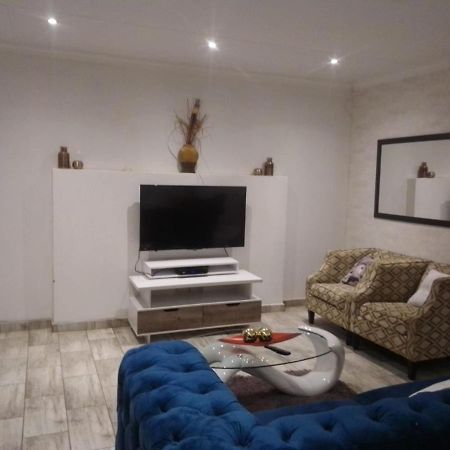 Mayberrypark Guest Lodge Alberton Εξωτερικό φωτογραφία