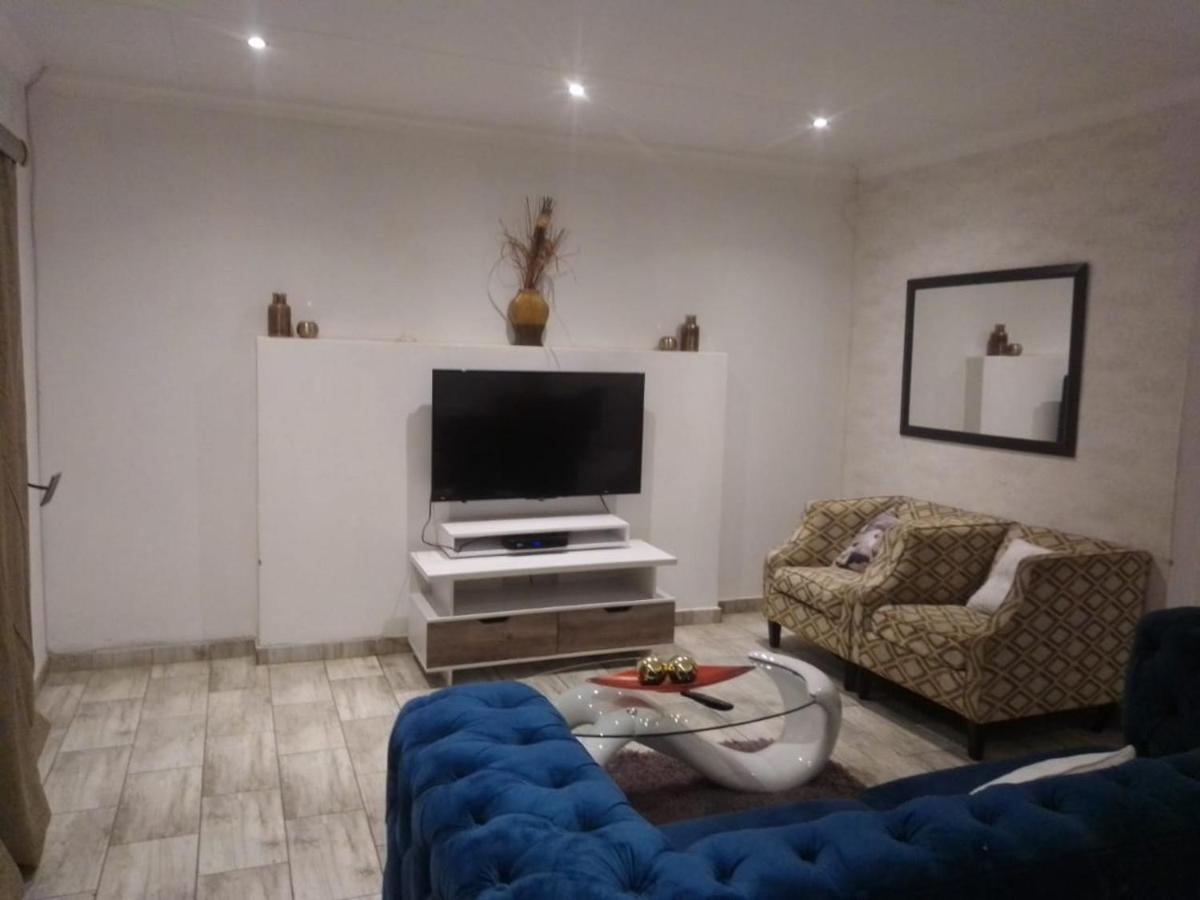 Mayberrypark Guest Lodge Alberton Εξωτερικό φωτογραφία