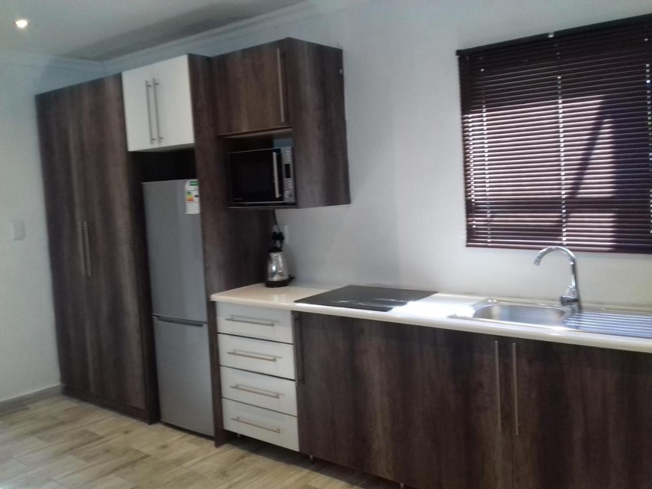 Mayberrypark Guest Lodge Alberton Εξωτερικό φωτογραφία